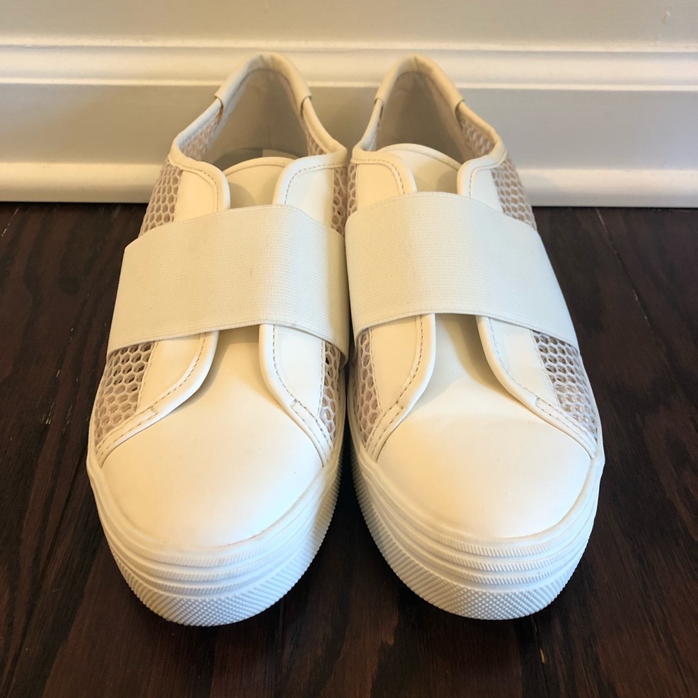 Dolce Vita Mesh Side-Panel Off-White Sneaker